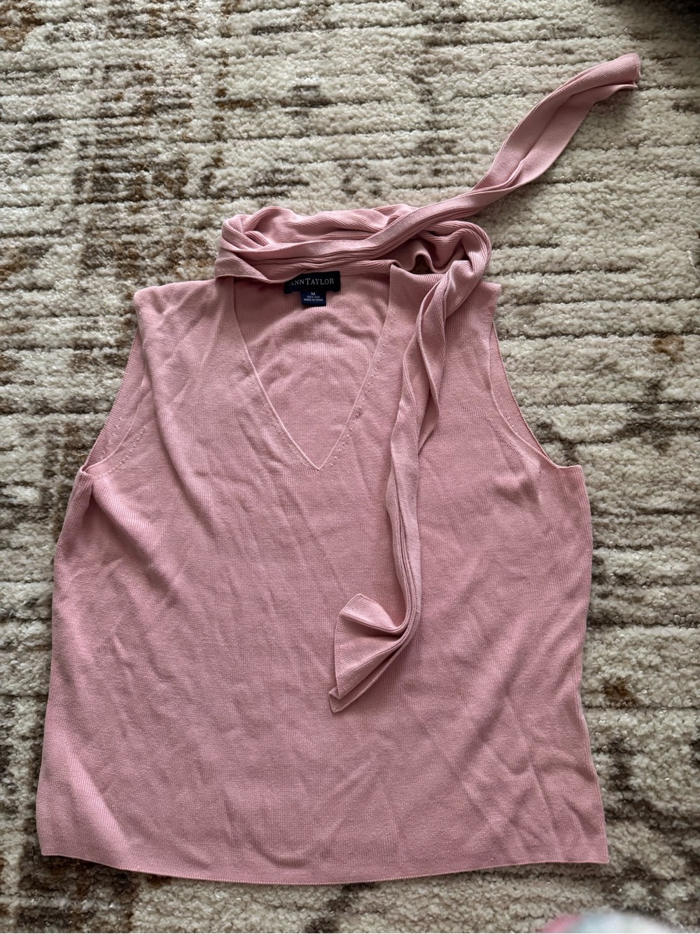 100% silk Anne Taylor scarf blouse